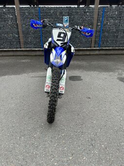 Yamaha YZ250 F - 3
