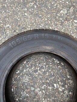 Zimní pneu 195/65R15 - 3