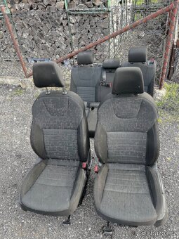 sedačky Škoda Octavia III combi,jsou vyhřívané - 3