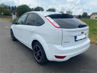 Ford Focus 1.6 MK2 Facelift - 3