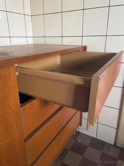 Komoda Jirotka 60.léta. Světlý dub. - 3