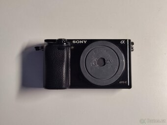 Sony A6000 tělo - 3