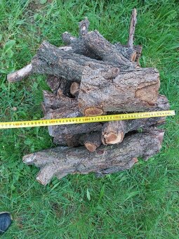 Dřevo meruňkové suché na uzení - 3