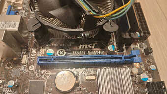 MSI H61M-P31/W8 + Procesor Intel i5-3330 + 8GB Ram - 3