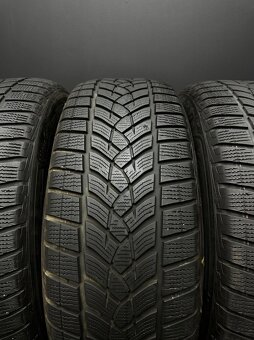 Sada pneu GoodYear 235/55/19 105V - 3