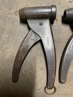 Prodám rozbuškové kleště ČSLA. - 3