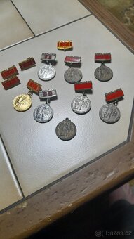 Staré odznaky 1 - 3