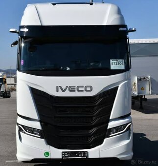 Iveco Tahač návěsu S-Way - 3