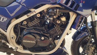 Honda VF500 F, rok výroby 1984 - 3