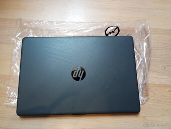 Nový notebook HP 250 G9 - 3