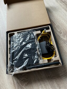 Router ASUS RT-AC57U - 3