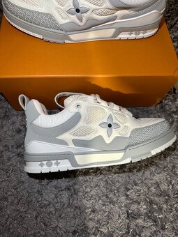 Louis Vuitton Skate Gray - 3