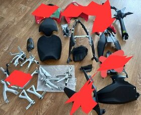 Ducati Panigale V2, V4; Streetfighter V2, V4 - 3