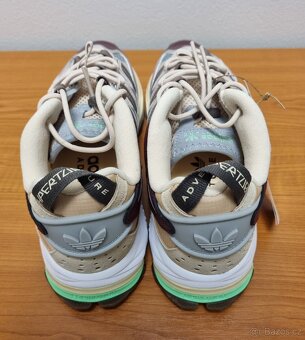 Nové tenisky Adidas Hyperturf - 3