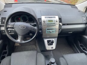Toyota Corolla Verso 1.8-95 kw-automat-náhradní díly - 3