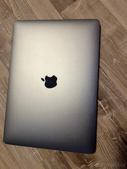 MacBook Pro 13" 2017 - 3