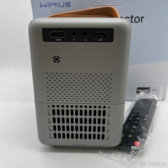 Projektor LCD WiMiUS P61 / podpora Full HD/ WIFI /8000 LUM - 3