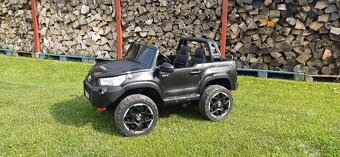 Dětské elektrické autíčko TOYOTA HILUX 2 místné - 3