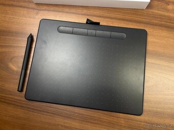 Wacom Intuos M Bluetooth – grafický tablet s perem - 3