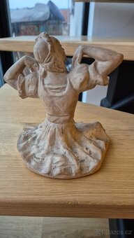 Soška B. Zvěřina - 3