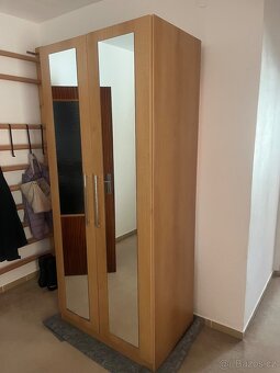 Šatní skříň - 3