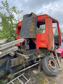 Kabina z Tatra 815 - 3