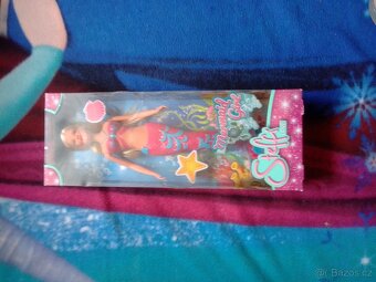 PRODÁM PANENKY TYPU BARBIE+STAVEBNICE - 3