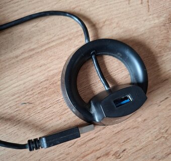 USB prodlužovací kabel 1.8m - 3