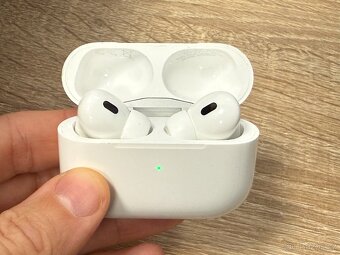 Apple AirPods Pro 2 (novější verze s USB-C konektorem) - 3