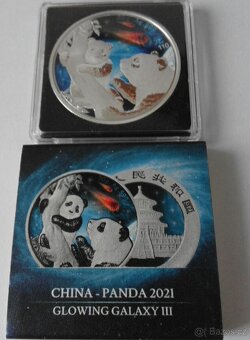 Stříbrná mince v modré barvě China Panda 2021 číslovaná - 3