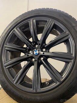 Orig zimni bmw 5 G30 G31 style 684 + 245/45/18 90% - 3