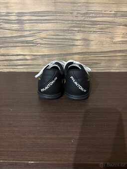 Sálovky NIKE JR PHANTOM (vel. 38) - 3