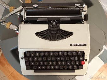 Psací stroj CHEVRON - 3