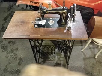 Prodam sici stroj minerva - 3