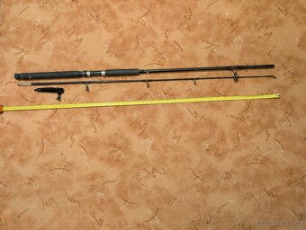 Rybářský prut dvoudílný cca 2,6 m - 3