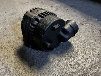 BMW e39 525tds originální alternátor - 3