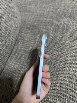 iPhone 15 128GB - 3