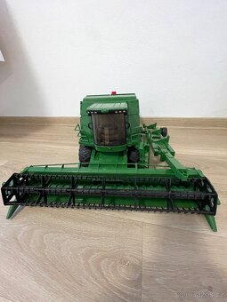 Bruder kombajn john deere T670i - 3