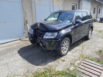 Suzuki grand Vitara, Suzuki SX 4,Suzuki Vitara - 3