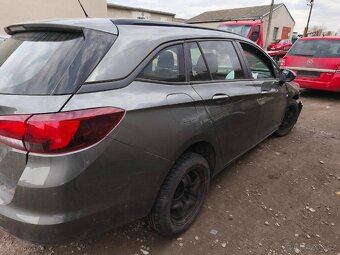 Prodám veškeré náhradní díly Opel Astra K 2019 1.4 turbo. - 3