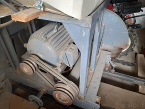 Katr domácí výroby motor 7,5 kW - 3