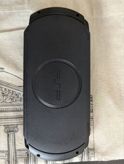 PSP 1004 E krásný stav - 3