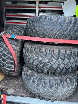 37x14,5 r15 Maxxis Crawler 5x139,7 - 3