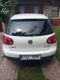 Wolkswagen golf - 3