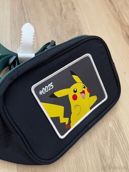 Ledvinka Pokemon H&M - 3