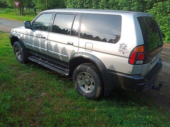 Mitsubishi Pajero Sport 2,5TD - 3