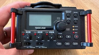 Audio rekordér Tascam DR-60D MKII - 3