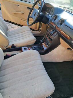 Mercedes-Benz 230 CE - 3