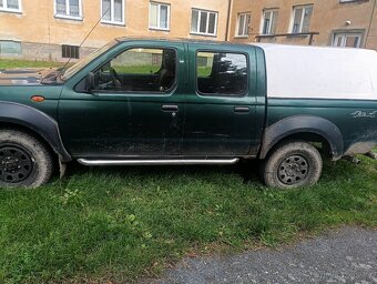 Nissan Navara d22 - 3