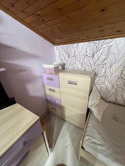 Dívčí dětský pokoj 7 dílů -postel, komoda, skříň, psací stůl - 3